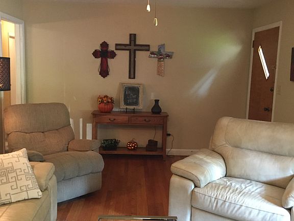 4th image of 1021 Prestwood Dr SE