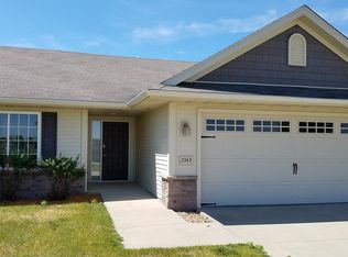 2343 E Highview Dr, Des Moines, IA 50320