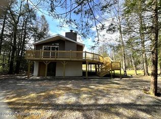 1187 Carriage Ln, Tobyhanna, PA 18466