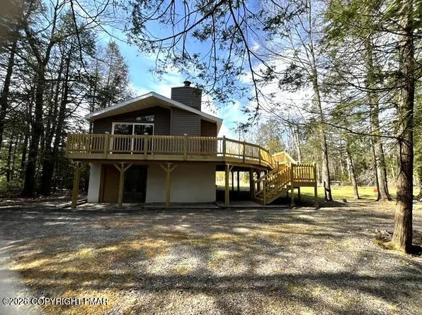 1187 Carriage Ln, Tobyhanna, PA 18466