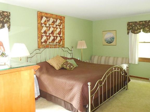 4th image of W235N7076 Prairie Ln