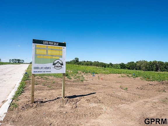 4th image of 1401 Ridge Rd