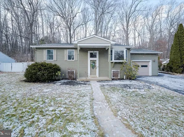 633 W Hillside Ave, State College, PA 16803