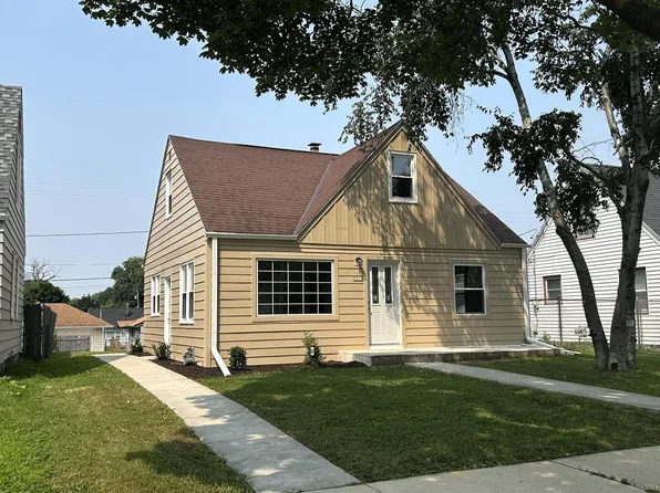 5313 North 44th STREET, Milwaukee, WI 53218