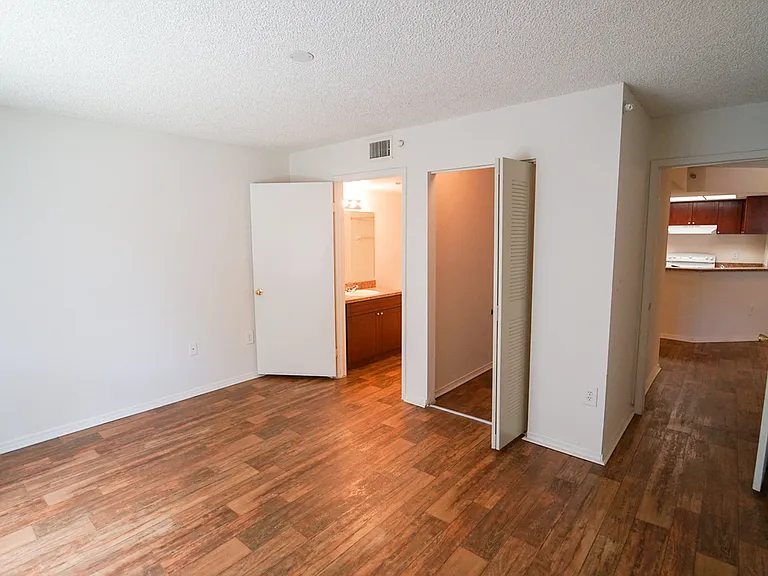 Homestead Colony Apartments — Photo 17