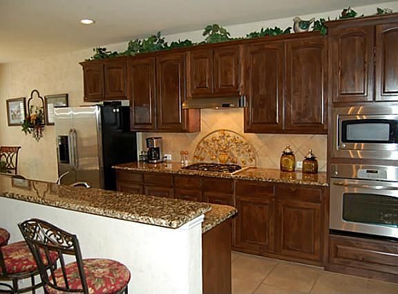 3rd image of 1609 Creek Crest Dr