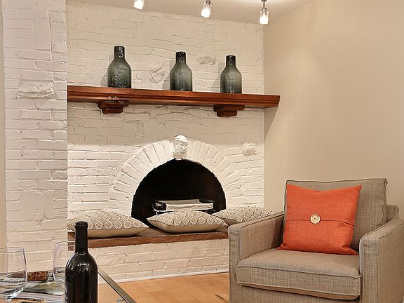 4th image of 1366 N Garfield St APT 109