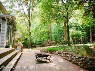 14 Old Orchard Ln, Greensboro, NC 27455