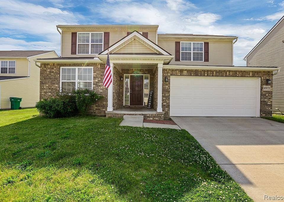 1st image of 8975 Parkland Dr