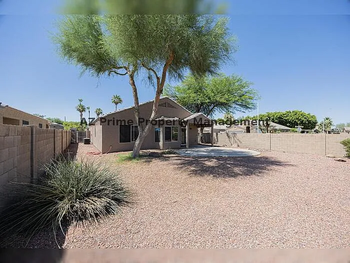 1654 W Geronimo St — Photo 28