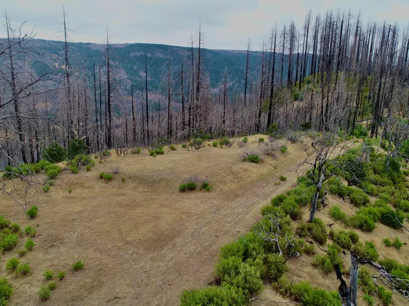 1581 Marshall Rock Rd, Mad River, CA 95552