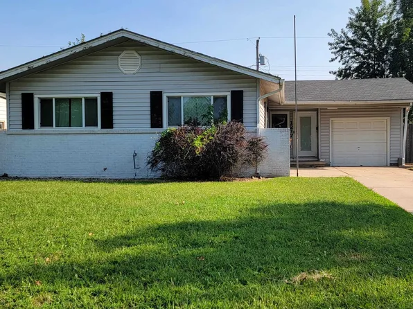 1217 W Dallas St, Wichita, KS 67217