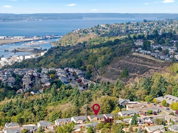 2002 63rd Avenue NE, Tacoma, WA 98422