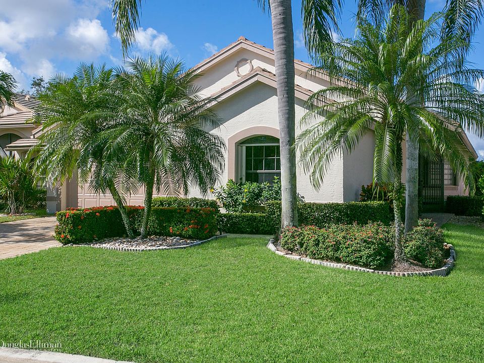 1st image of 10441 Lexington Cir S