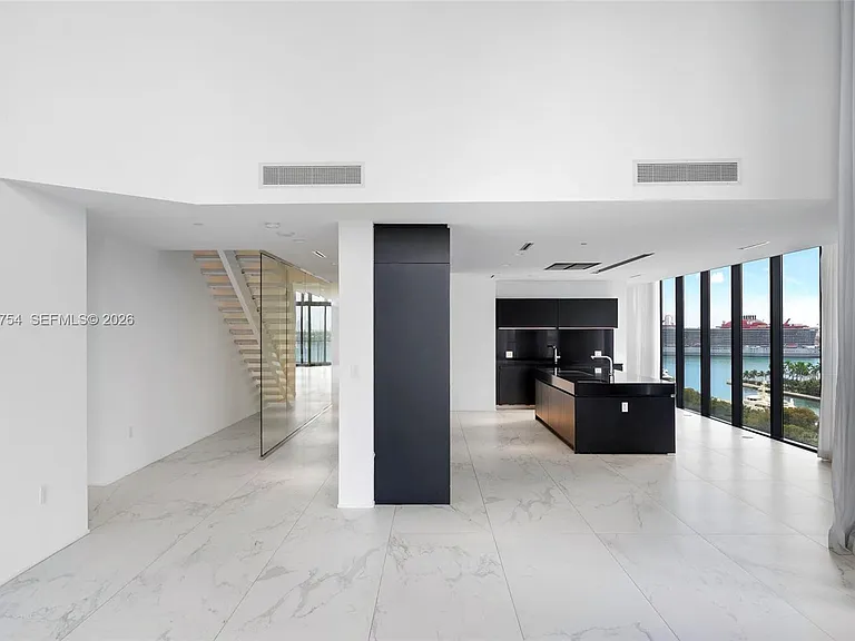 1000 Biscayne Blvd #1201 — Photo 9