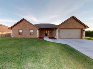 1621 White Rock Dr, Elgin, OK 73538