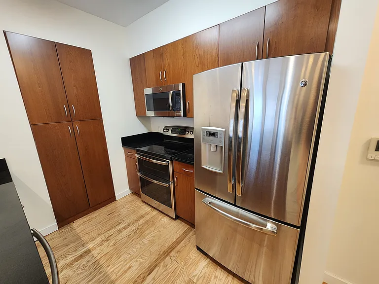 7 Miner St #3 — Photo 2