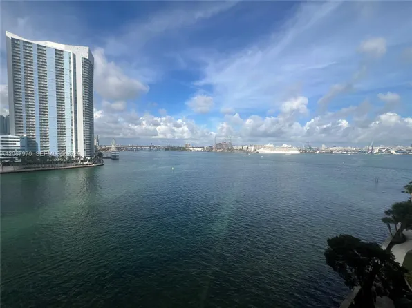 888 Brickell Key Dr, Miami, FL