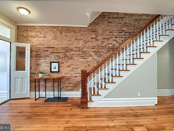 5th image of 1605 Green St