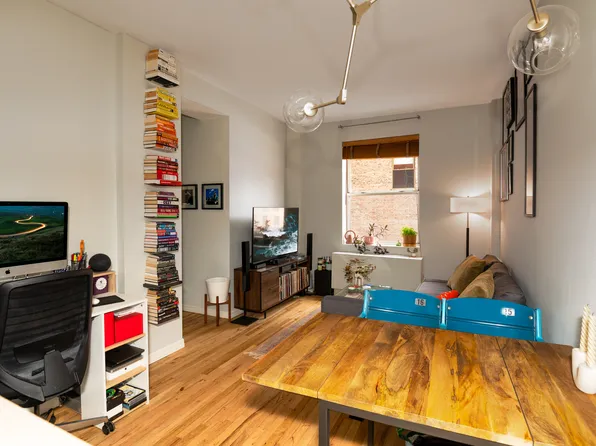 350 West 14th Street image 1 of 8