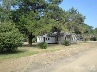 176 County Road 753, Buna, TX 77612