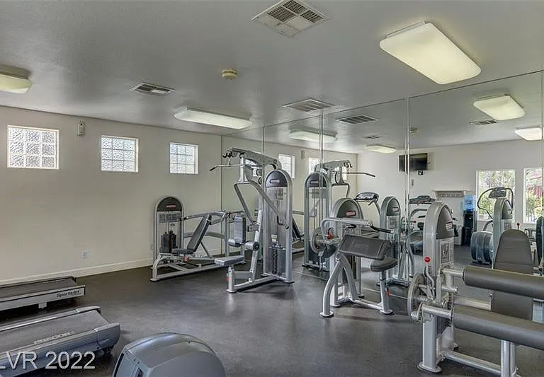 7885 W Flamingo Rd — Photo 35