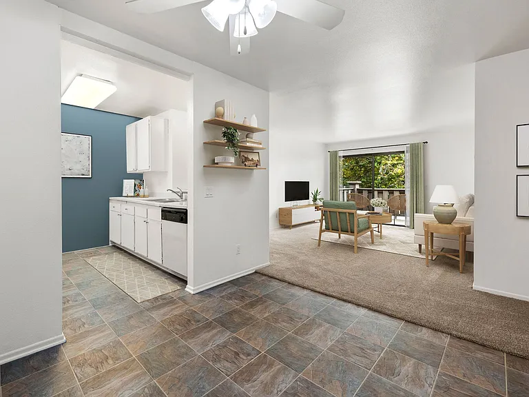 Sycamore Park Apartments — Photo 7