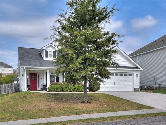 2nd image of 601 Raleigh Dr