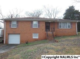 1814 Kendall Ter NW, Huntsville, AL 35816