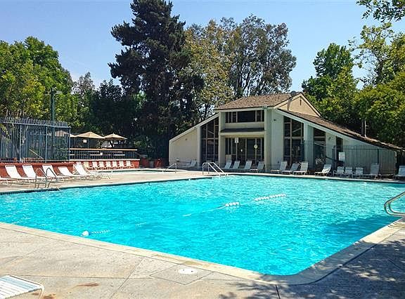2nd image of 10634 Escobar Dr