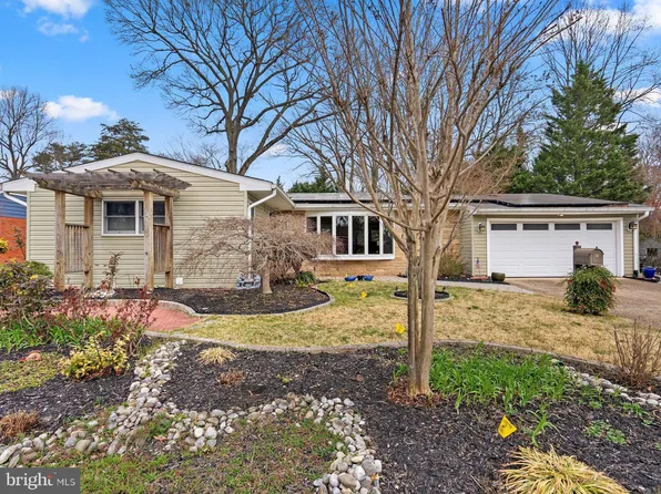 8 Marbury Rd, Severna Park, MD 21146