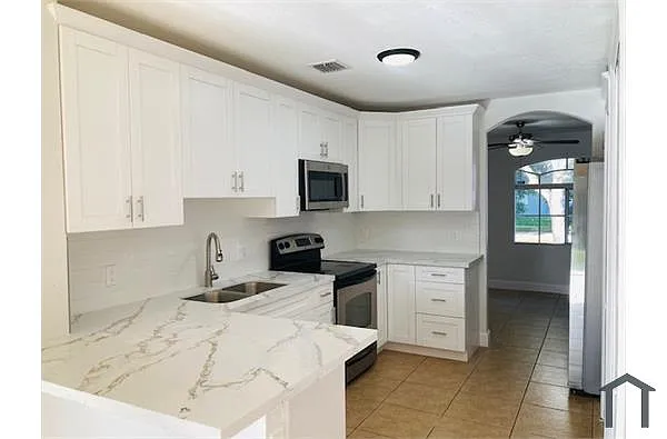 Building Photo - 25552 SW 122nd Ct