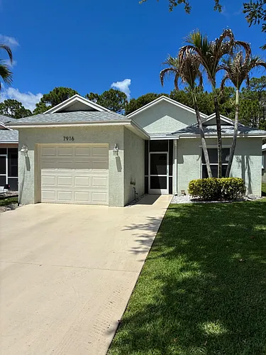 7916 SE Sugar Pines Way Photo 1