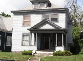 1329 S 8th St, Terre Haute, IN 47802