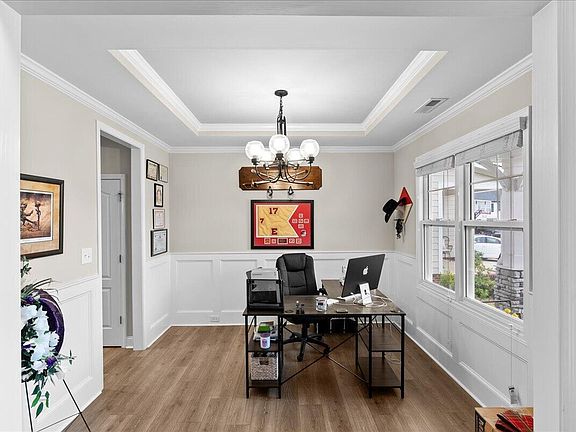 5th image of 3208 Carnoustie Ct