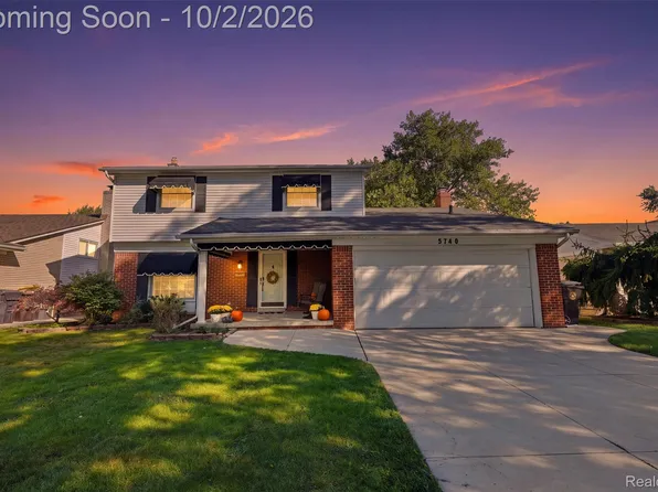 3740 Brookshire St, Trenton, MI 48183