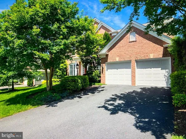 9566 Mountwood Dr, Manassas, VA 20112