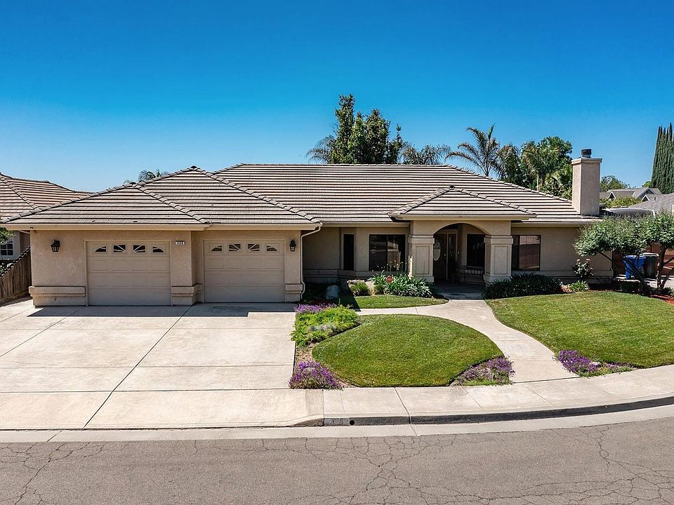 1st image of 439 Julia Cir