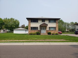 2071 Hillview Rd #3, Saint Paul, MN 55112