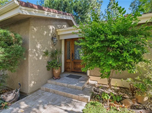 113 Conifer Cir, Oak Park, CA 91377