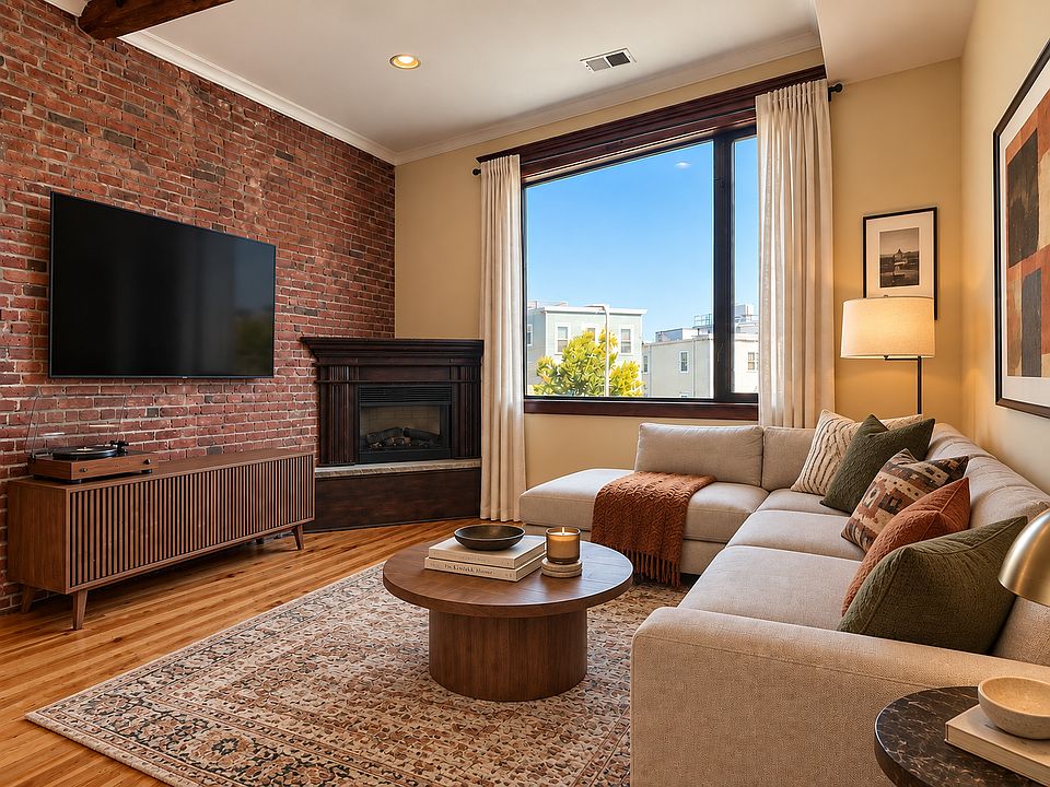 1st image of 410 E 3rd St #1