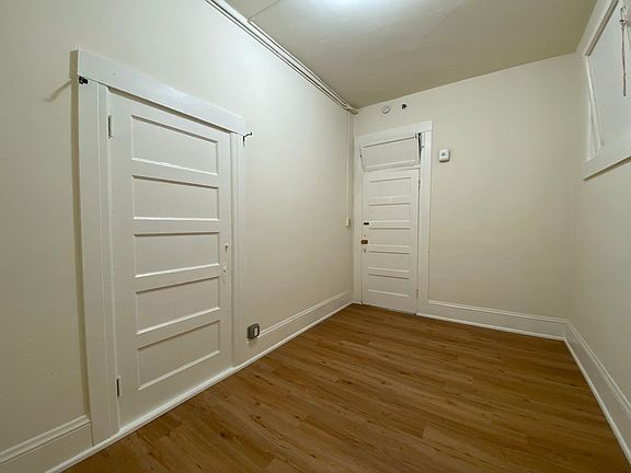3rd image of 856 Stockton St APT 1
