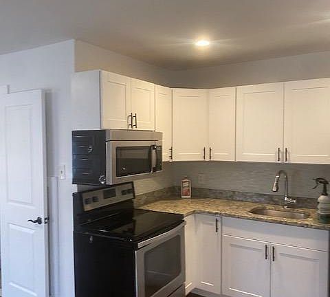 3rd image of 2601 E Norris St APT 2