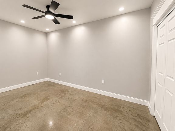 5th image of 7469 Forest St