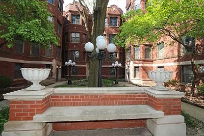 2nd image of 938 Washington Blvd APT 1E