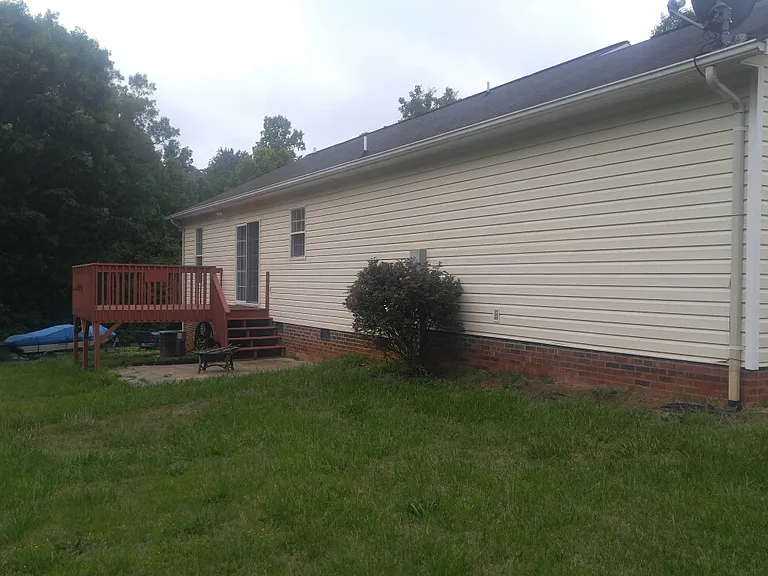 4924 Pond Ct — Photo 17