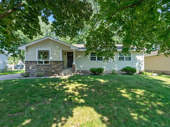 243 1st Ave SE, New Brighton, MN 55112