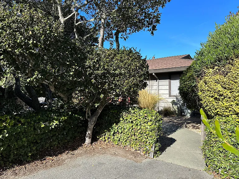 2755 15th Ave — Photo 10