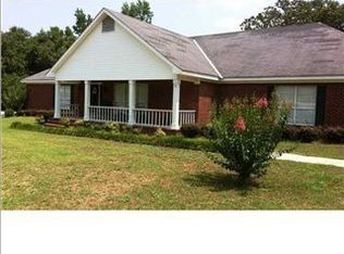 3330 Western Woods Dr, Mobile, AL 36618