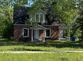 1607 W Nichols Street, Springfield, MO 65802